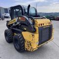 New Holland L318