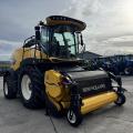 New Holland FR650