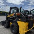 New Holland L318