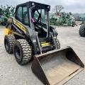 New Holland L320