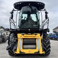 New Holland FR780