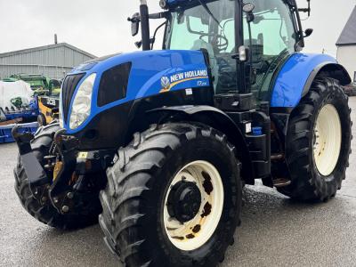 New Holland T7.200
