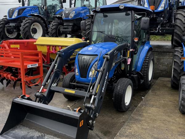 New Holland Boomer 40