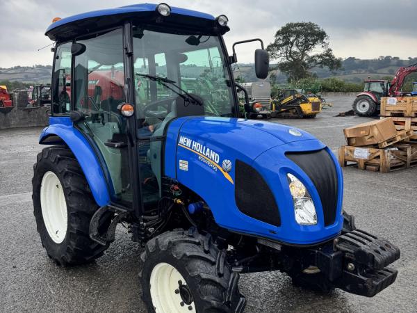 New Holland Boomer 55