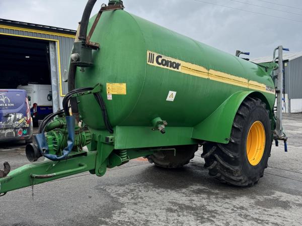 Connor 2750 Tanker