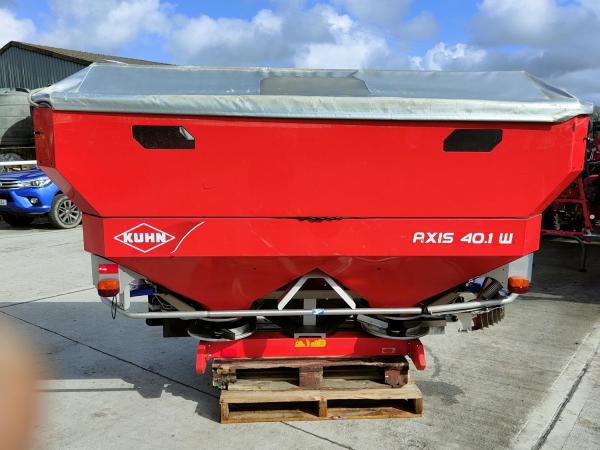 Kuhn Axis 40.1