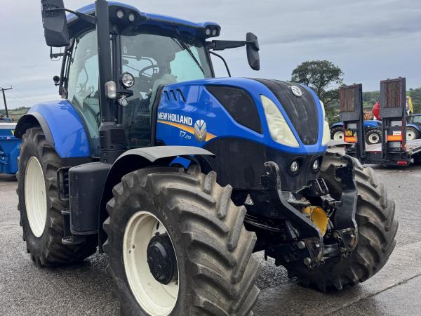 New Holland T7.210